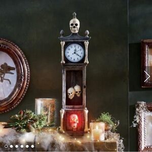 Grandin Road Skeleton Skulls Tabletop Grandfather Lit Clock Spooky Halloween
